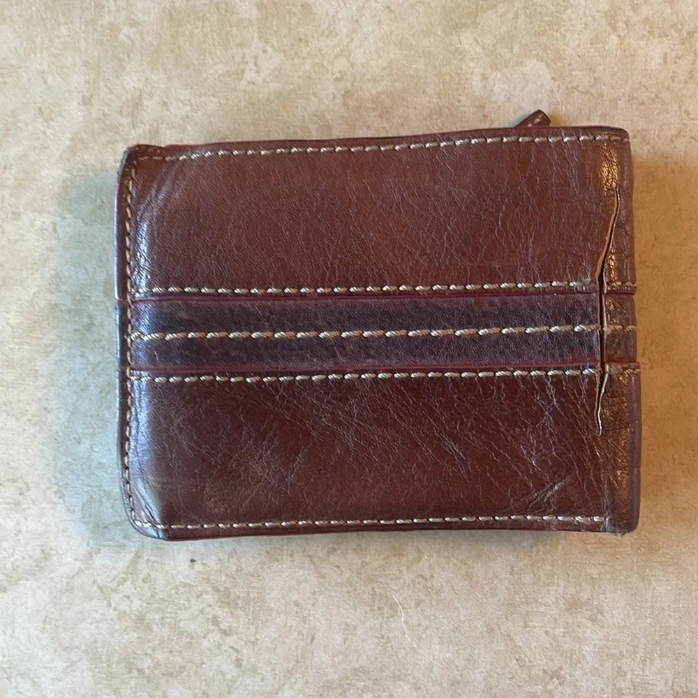 Fossil Bi-Fold Striped Leather Wallet